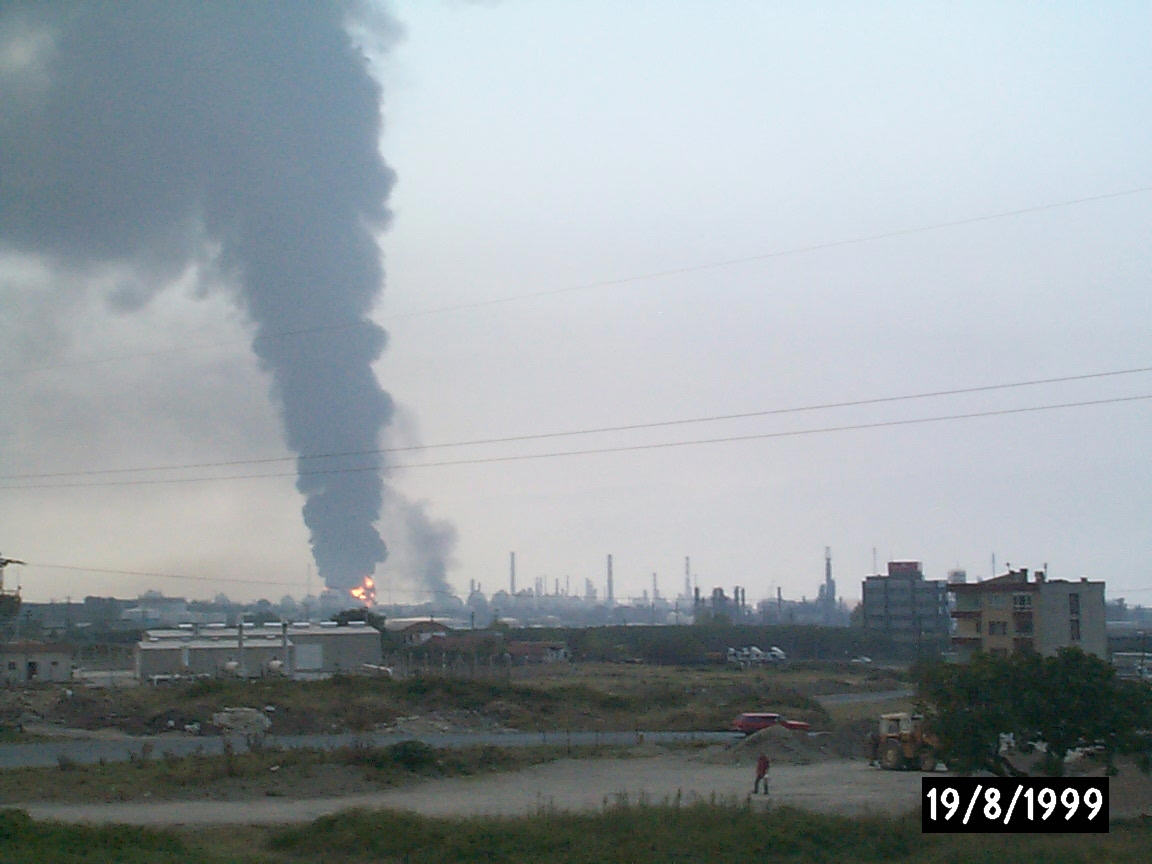 P0000211.jpg (107492 byte)