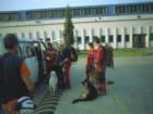 r_10.jpg (3574 byte)